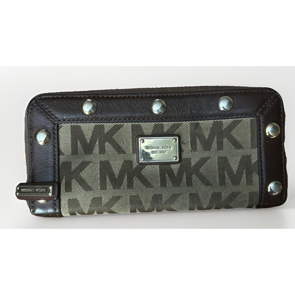 MICHAEL KORS Wallet Delancy Continental Leather Zip Card Holder Brown Studded